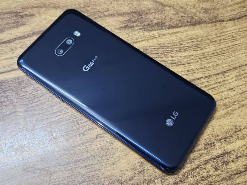 LG ThinQ G8X 4