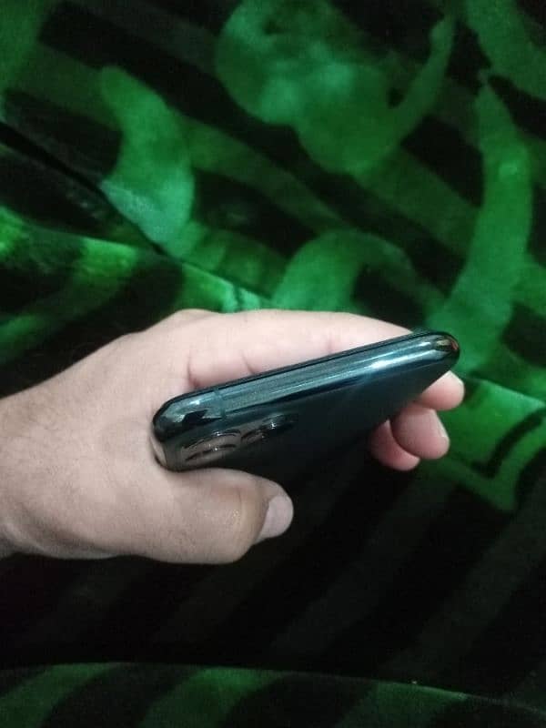 iPhone 11 Pro Non PTA 2