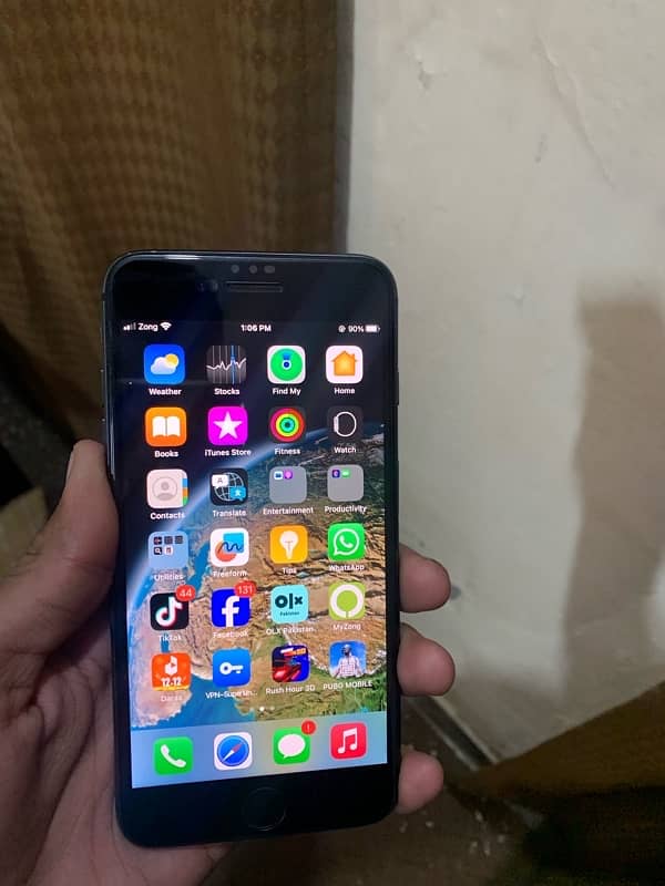 iphone 8 plus pta approved 64gb all original Pubg 60 fps urgent sale 3