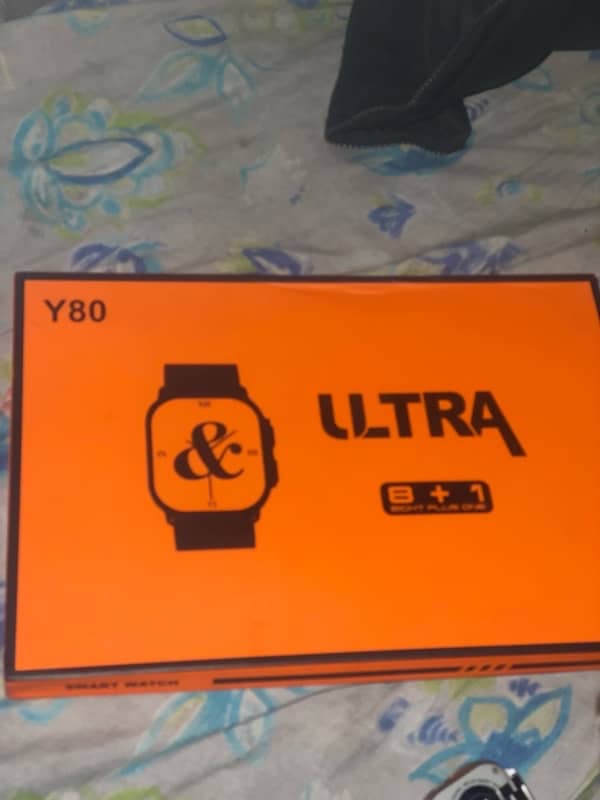 Smart watch y80  condition 10/10  on WhatsApp number 03211782775 6