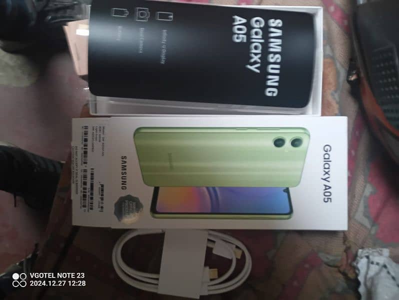 Samsung A05 4/64 open box 3