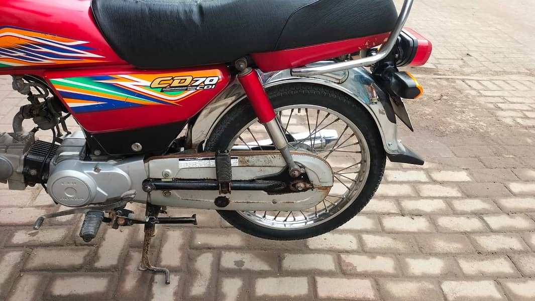 Honda CD 70 2020 8