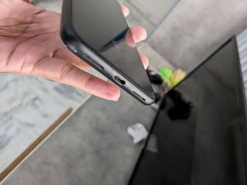 Pixel 4XL ( sealed set display spot ) 2