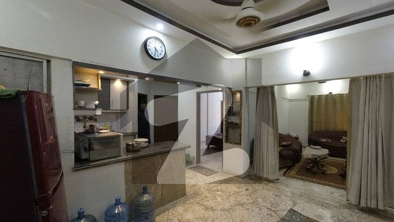 1250 Sq Feet Flat Available For Sale Gulshan E Iqbal Block 5 5