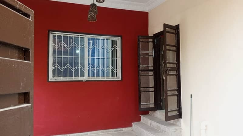 Double Storey 275 Square Yards House Available In Gulshan-E-Iqbal - Block 13-D2 For Sale 35