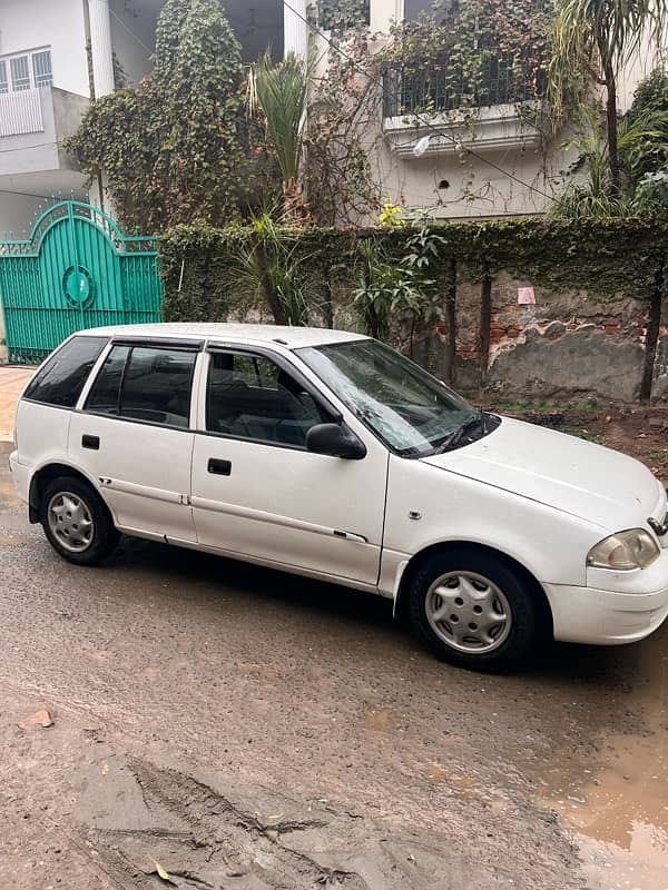 Beautiful Suzuki Cultus VXR 2012 fuel average 15-16 3