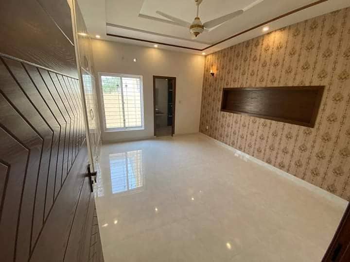 10 Marla 5 Bed Designer Luxury House For Rent Available in Bahria Town Phase 2 5