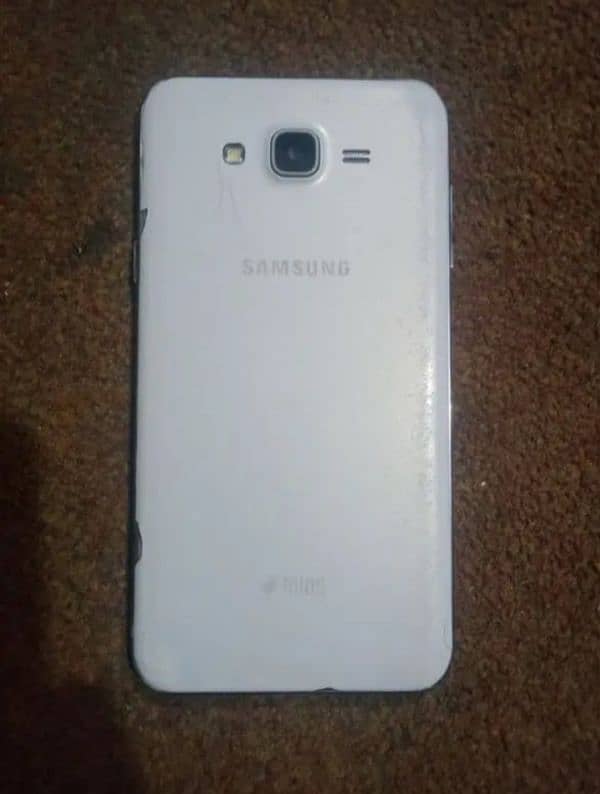 Samsung Galaxy j7 core 1