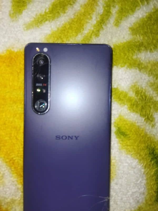 Sony xperia 1 Mark 3 4