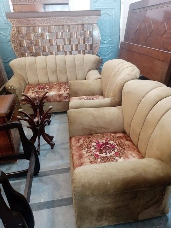 sofa repairing 03709532689 2