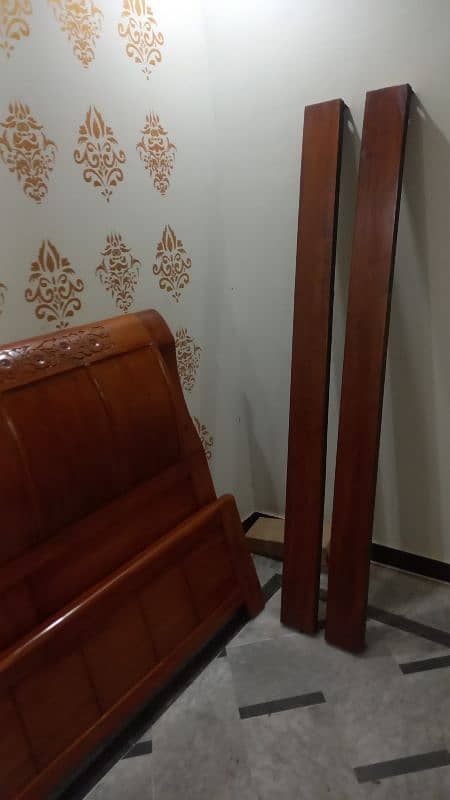 Solid Wooden bed Brand New never used 0321///512///0593 4