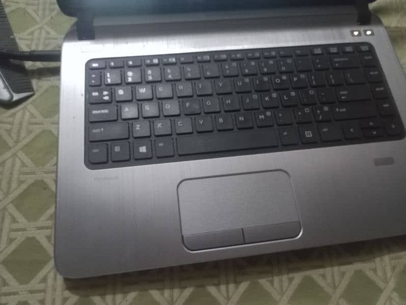 HP ProBook 440 9