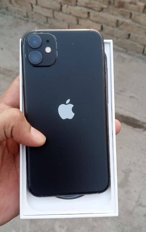 iPhone 11 Factory unlocked&with box 1