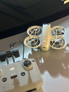 DJI neo Drone fly combo