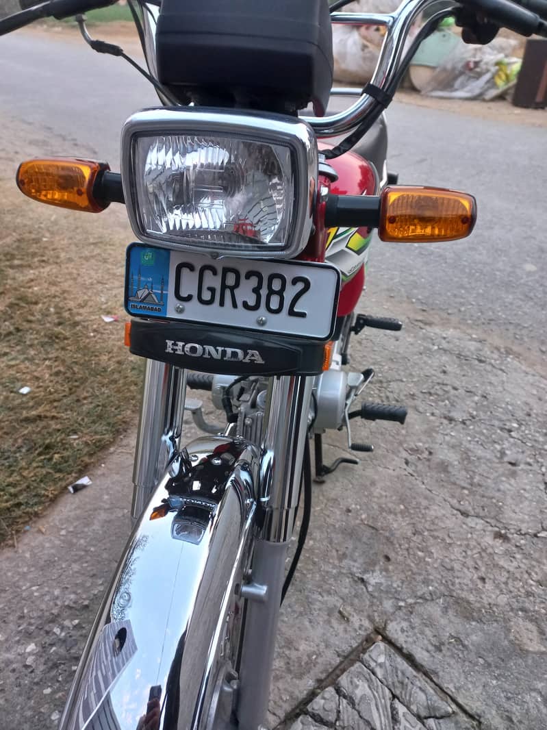 Honda !cd 70 2023 model Isb number 1