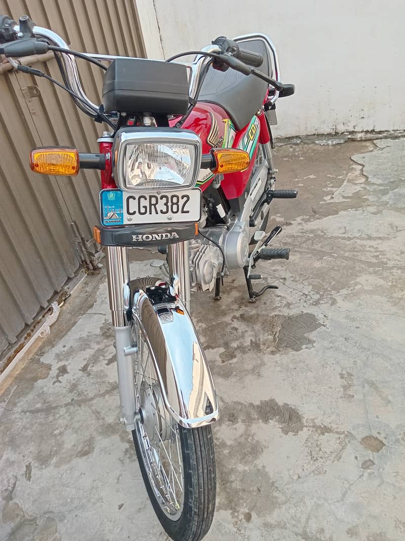 Honda !cd 70 2023 model Isb number 13