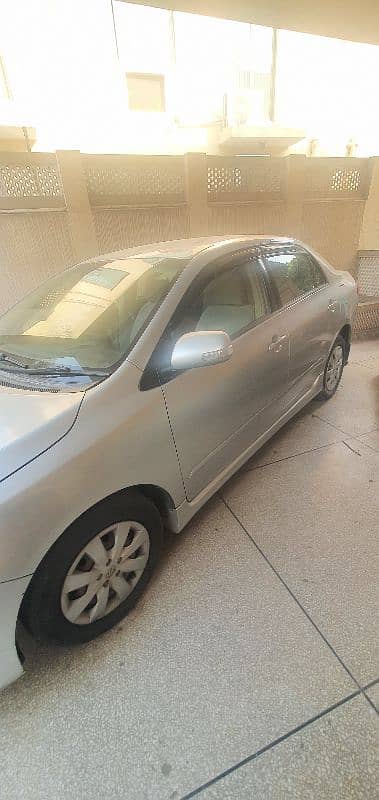 Toyota Corolla Altis 2010 3