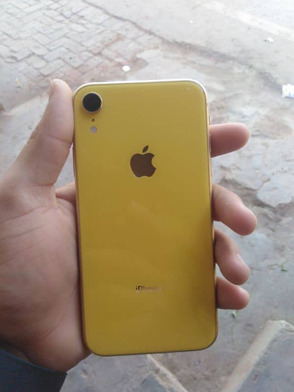 condition 9.8 iphone xr 64 gb non pta jv 3 month sim time 6