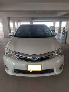 Toyota Corolla Axio 2013 hybrid