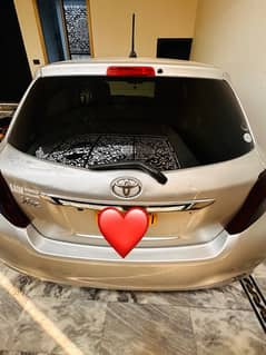 Toyota Vitz 2015