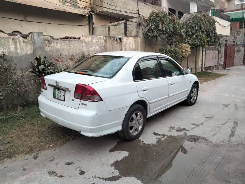 Honda Civic EXi 2005 model 5