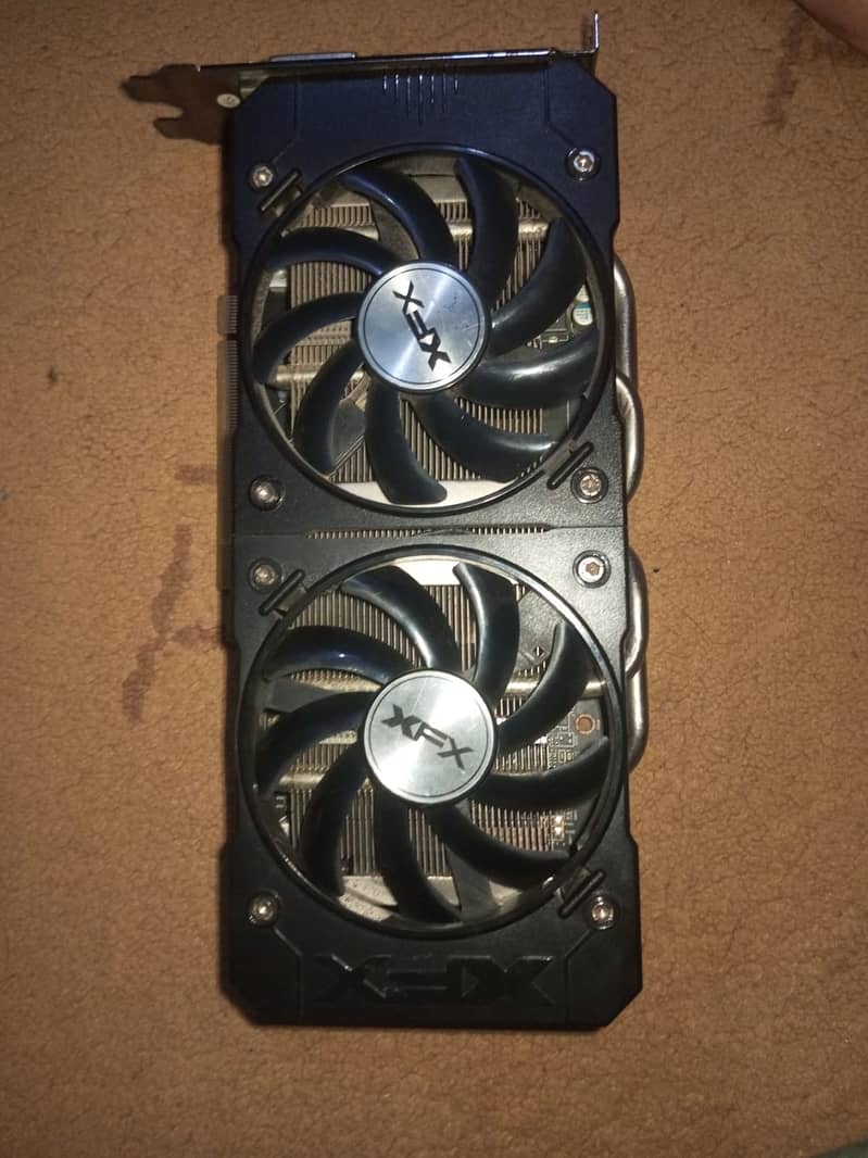 AMD Radeon R9 380x 4GB 256 bit 1