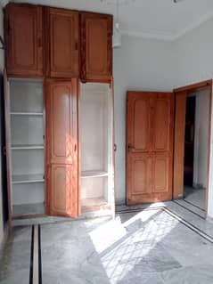 Upper portion for rent in g-11 Islamabad