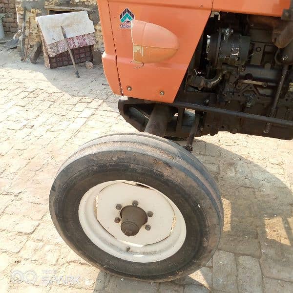 ٹریکٹر tractor 4