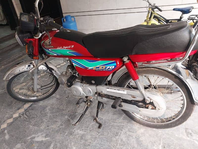 Honda cd 70 urgent for sale 18 model lush condition 03013049561 2