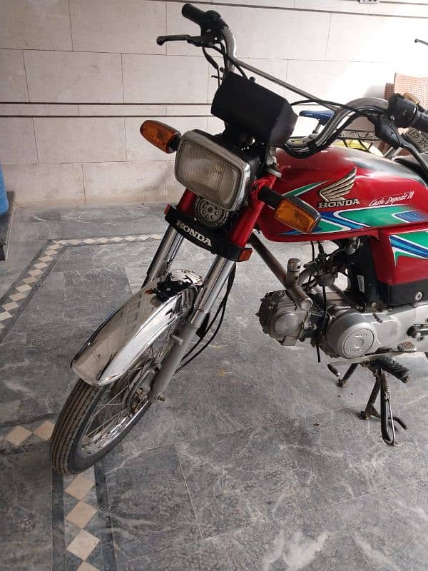 Honda cd 70 urgent for sale 18 model lush condition 03013049561 3