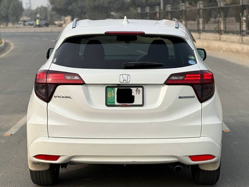 Honda Vezel 2015 4