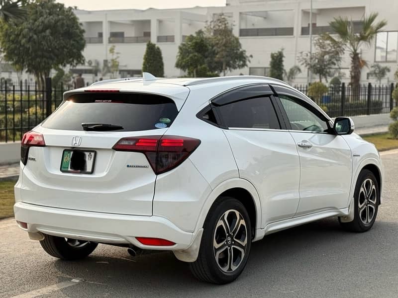 Honda Vezel 2015 8