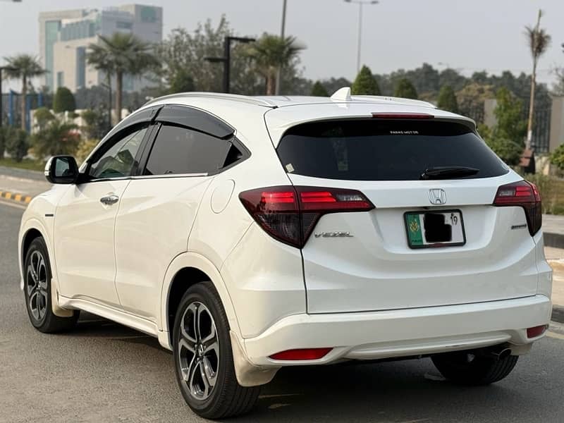 Honda Vezel 2015 10