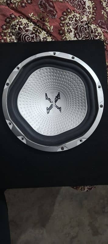 sony xplod woofer and amplifier 1