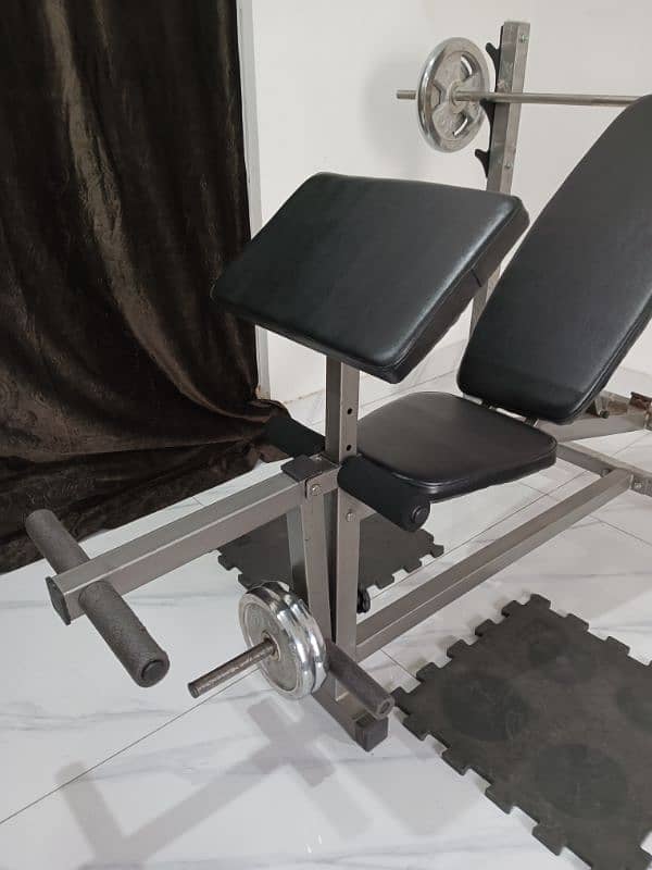 ADJUSTABLE BENCH WITH BENCH PRESS 4