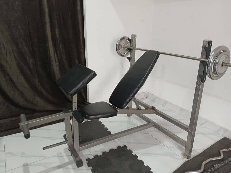 ADJUSTABLE BENCH WITH BENCH PRESS 5