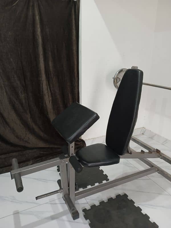 ADJUSTABLE BENCH WITH BENCH PRESS 6