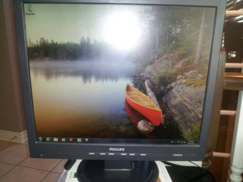 Philips 17 inch monitor 1