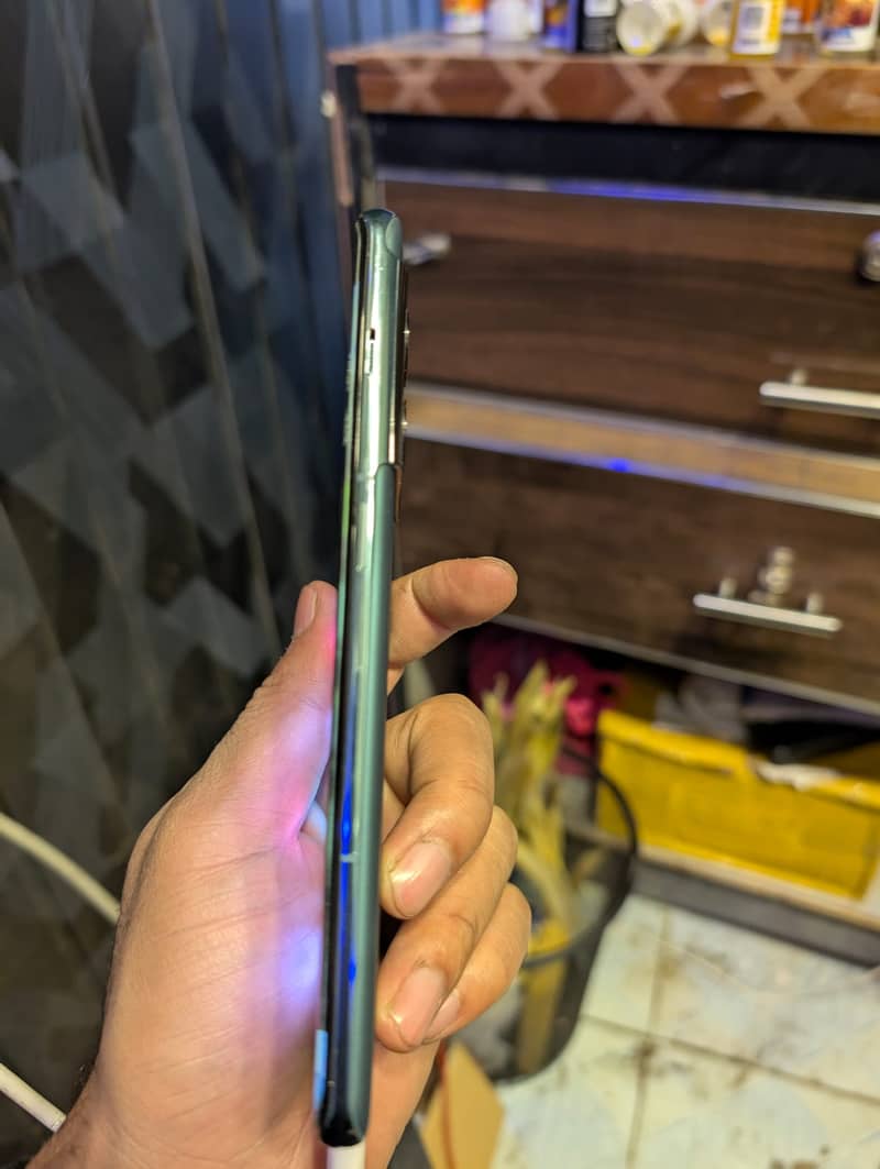 One Plus 10 Pro \256 GB \10 by 10 Condition For Sale PTA APROVED 3