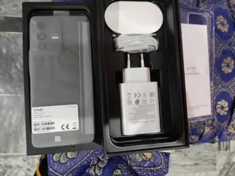 VIVO V23 (12/256) Just like new 2