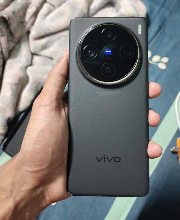 Vivo X100 Pro Approved With Box 16 GB 1 TB 3