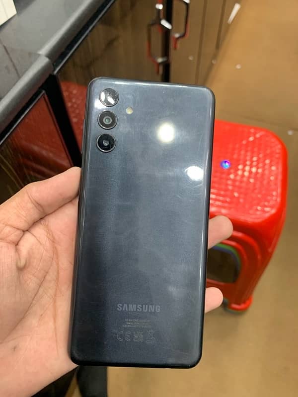 samsung a04s 0