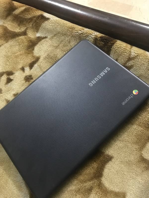 chromebook(laptop) 3