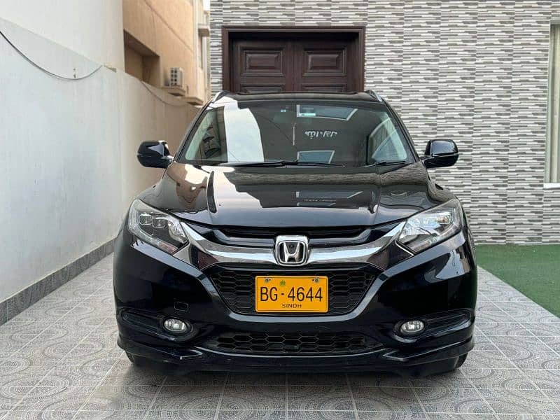 Honda Vezel Z hybrid package 2015 1