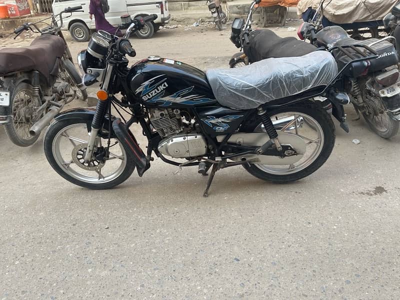 suzuki Gs150 SE model 21 5