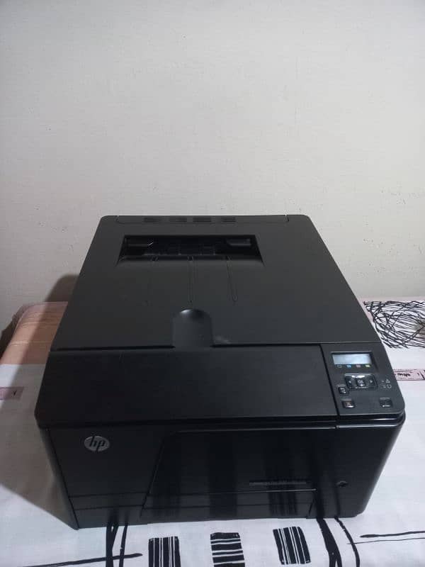 HP LaserJet Pro 200 color M251n printer 3