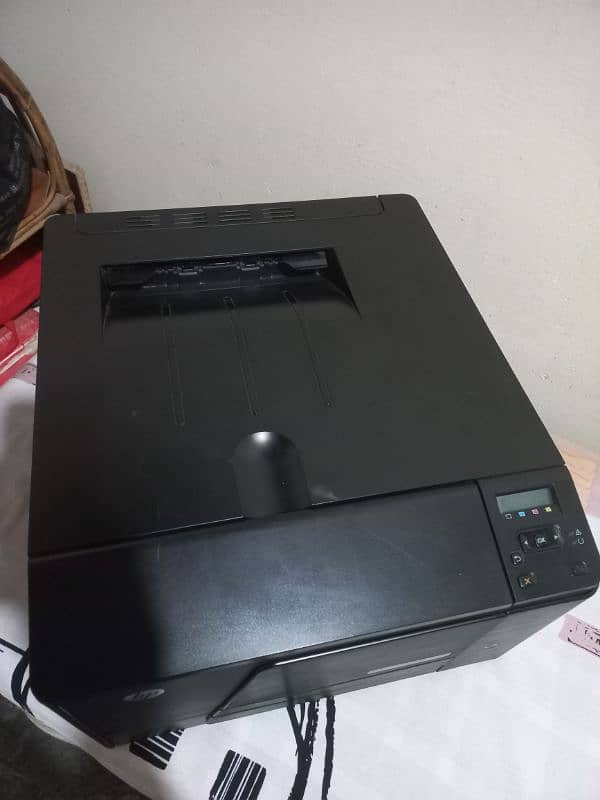 HP LaserJet Pro 200 color M251n printer 5