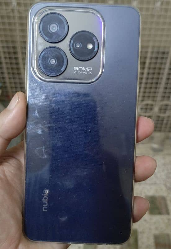 ZTE Nubia V60 Design 5