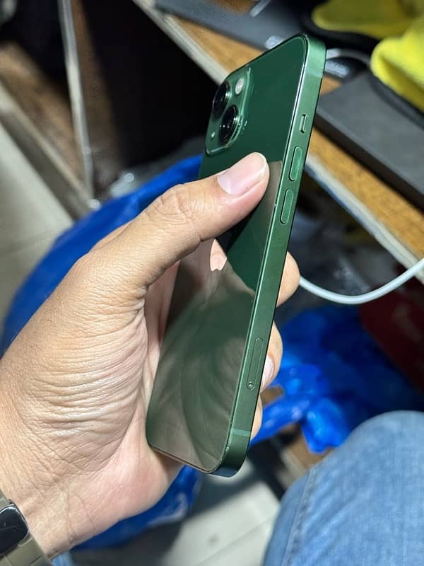 iPhone 13 alpine green 128gb pta approved water pack Health 98% 1