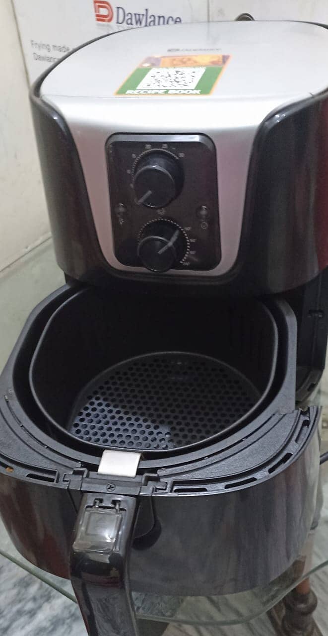 Air Fryer (Like a New) for Sale 2